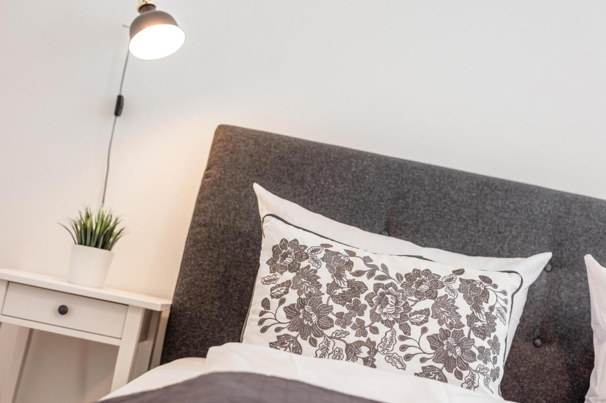 Goethe Palais Suite Charlotte 4P L Lift I Parkplatzi Zentrum I Helios 아우에 외부 사진
